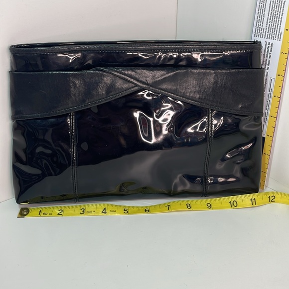 Retro 80’s Bag Bazaar Black Patent Leather Compartment Large Clutch Bag - Picture 13 of 14